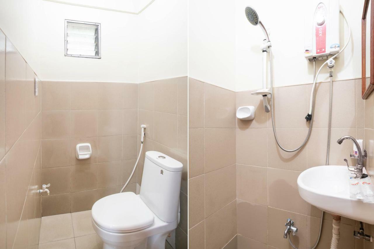Conrado'S Apartelle Paranaque City Exteriör bild